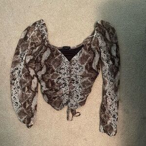 Long sleeve animal print crop top size small